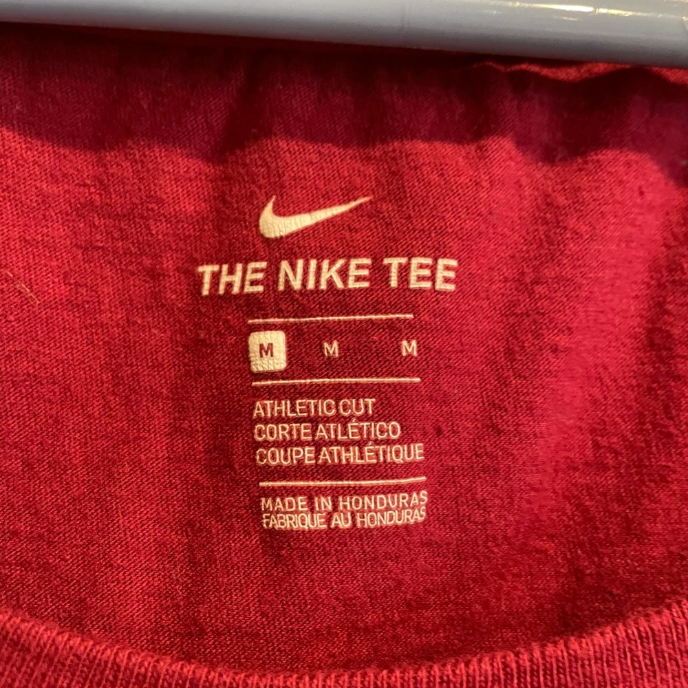 NIKE “JUST DO IT” MEDIUM T-SHIRT - Picture 3 of 5